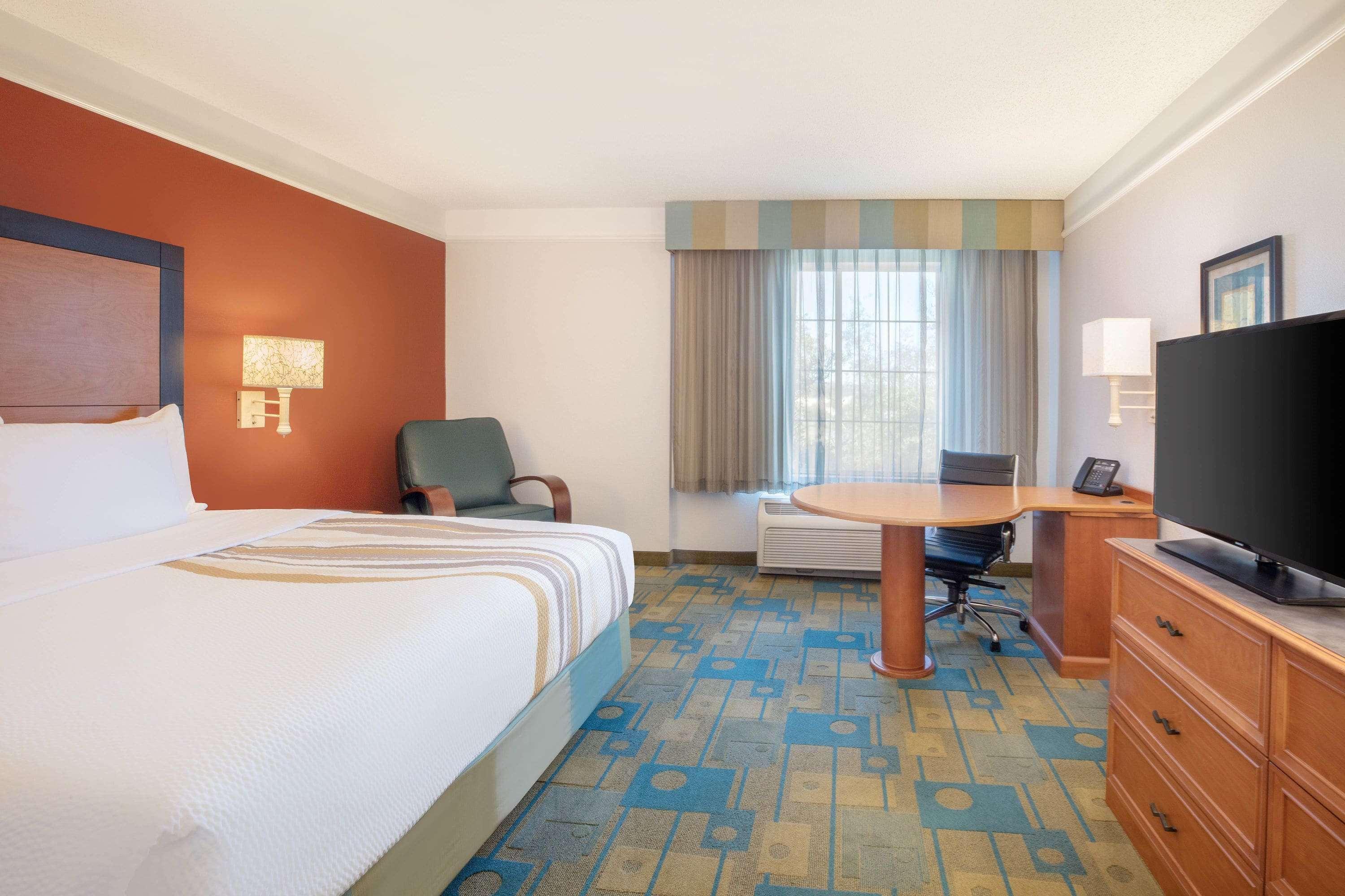 La Quinta Inn And Suites By Wyndham, אוקלה מראה חיצוני תמונה