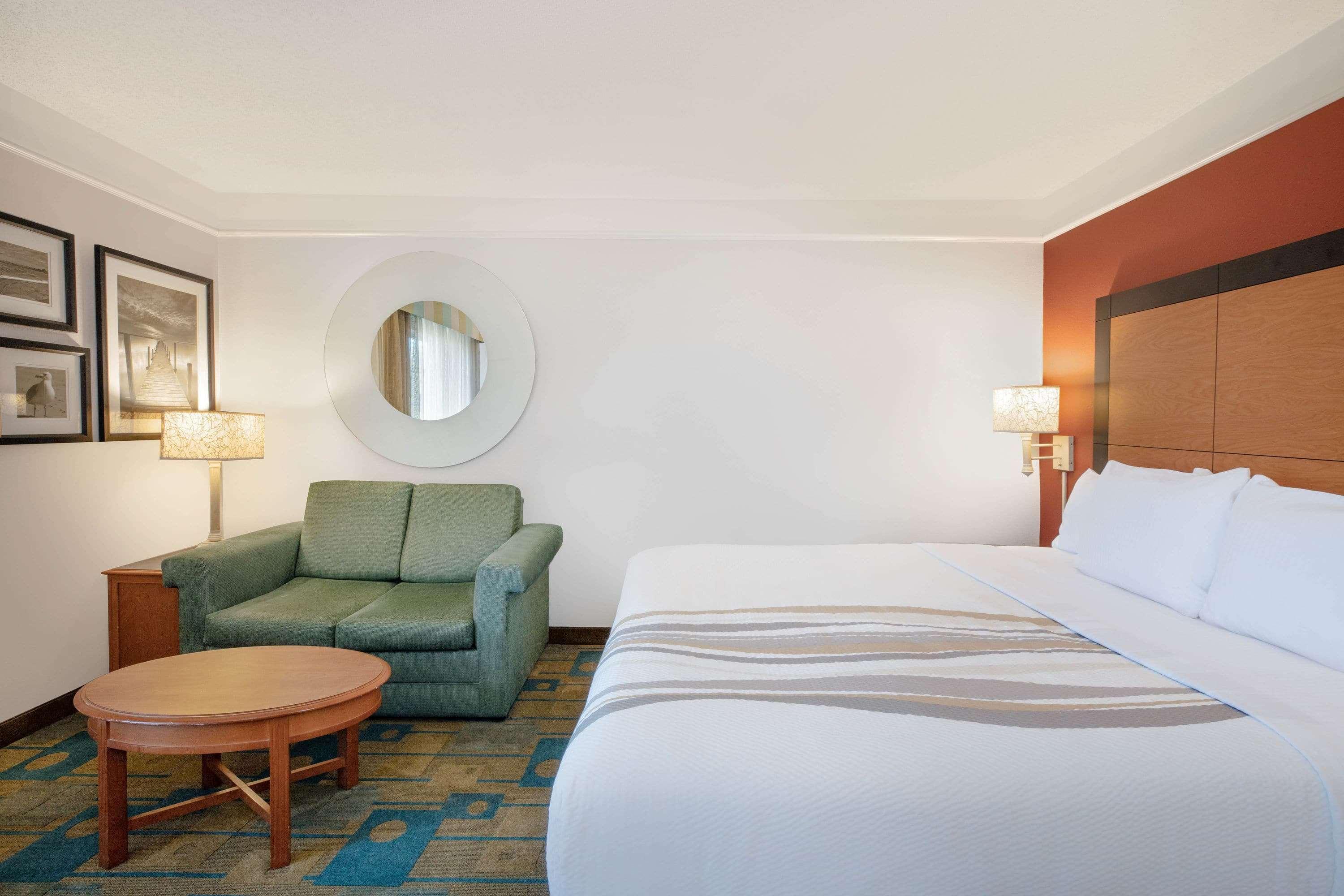 La Quinta Inn And Suites By Wyndham, אוקלה מראה חיצוני תמונה