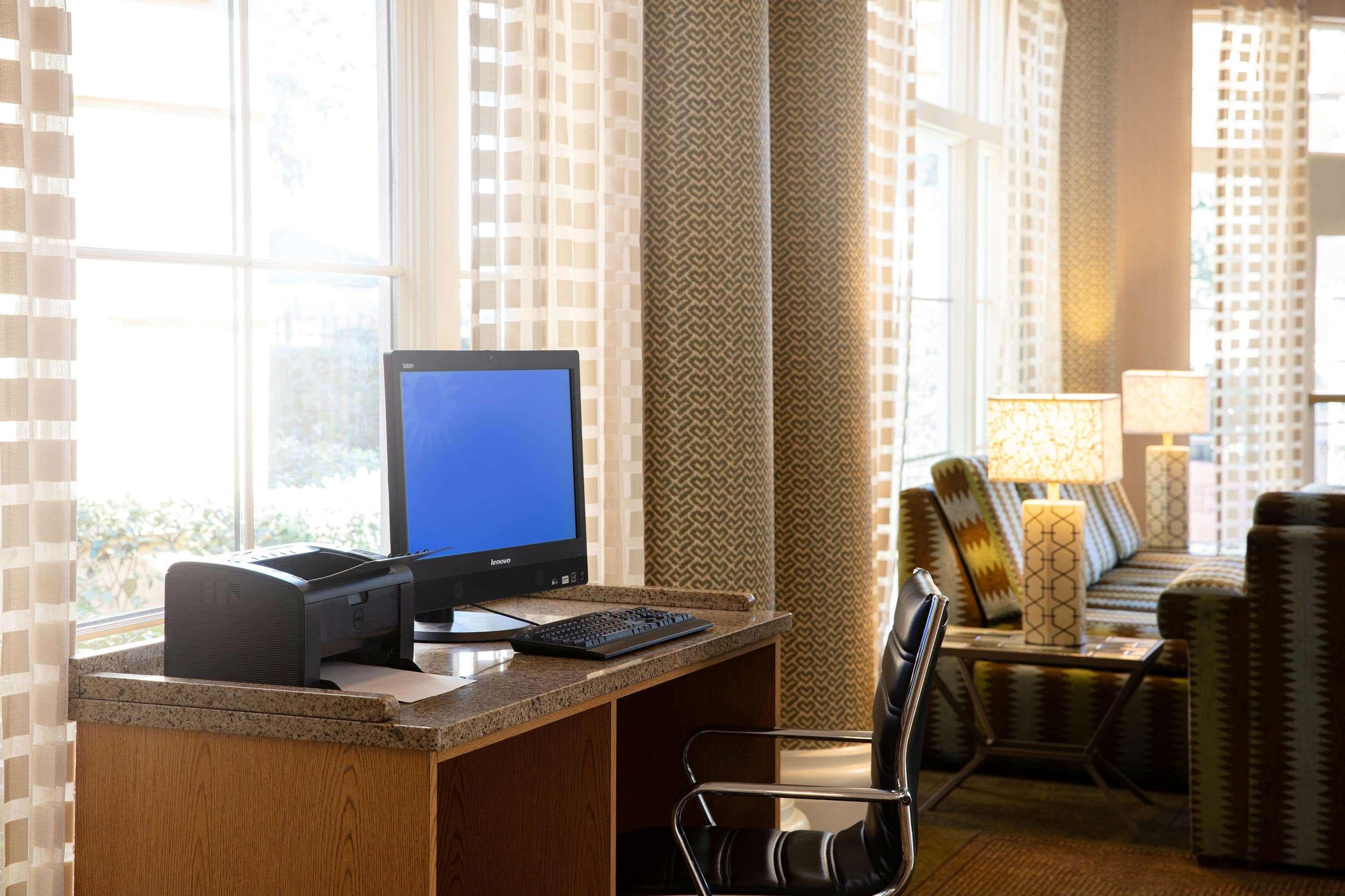 La Quinta Inn And Suites By Wyndham, אוקלה מראה חיצוני תמונה